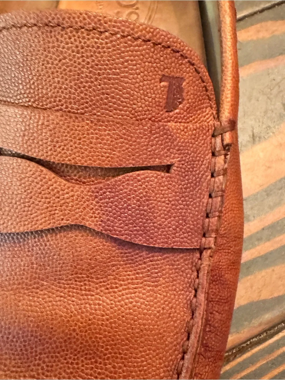 Tod’s Gommino Brown Pebbled Leather Driving Loafers Made in Italy Size 7.5
